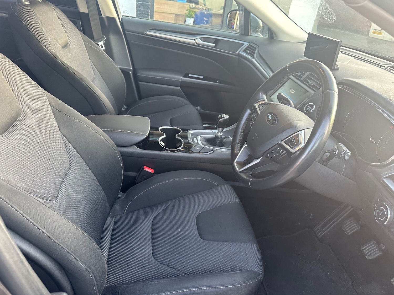 Used Ford Mondeo 2015 for sale - 76567461: Photo 5