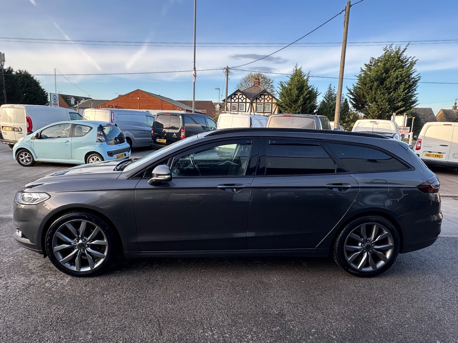 Used Ford Mondeo 2015 for sale - 76567461: Photo 9