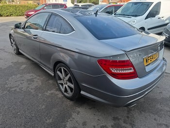 Used Mercedes-Benz C Class 2014 for sale - 79648971: Photo