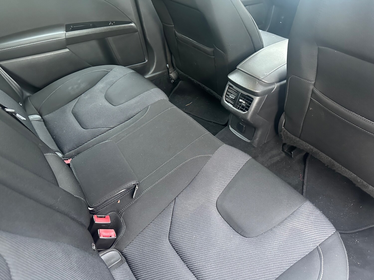 Used Ford Mondeo 2015 for sale - 77445537: Photo 15