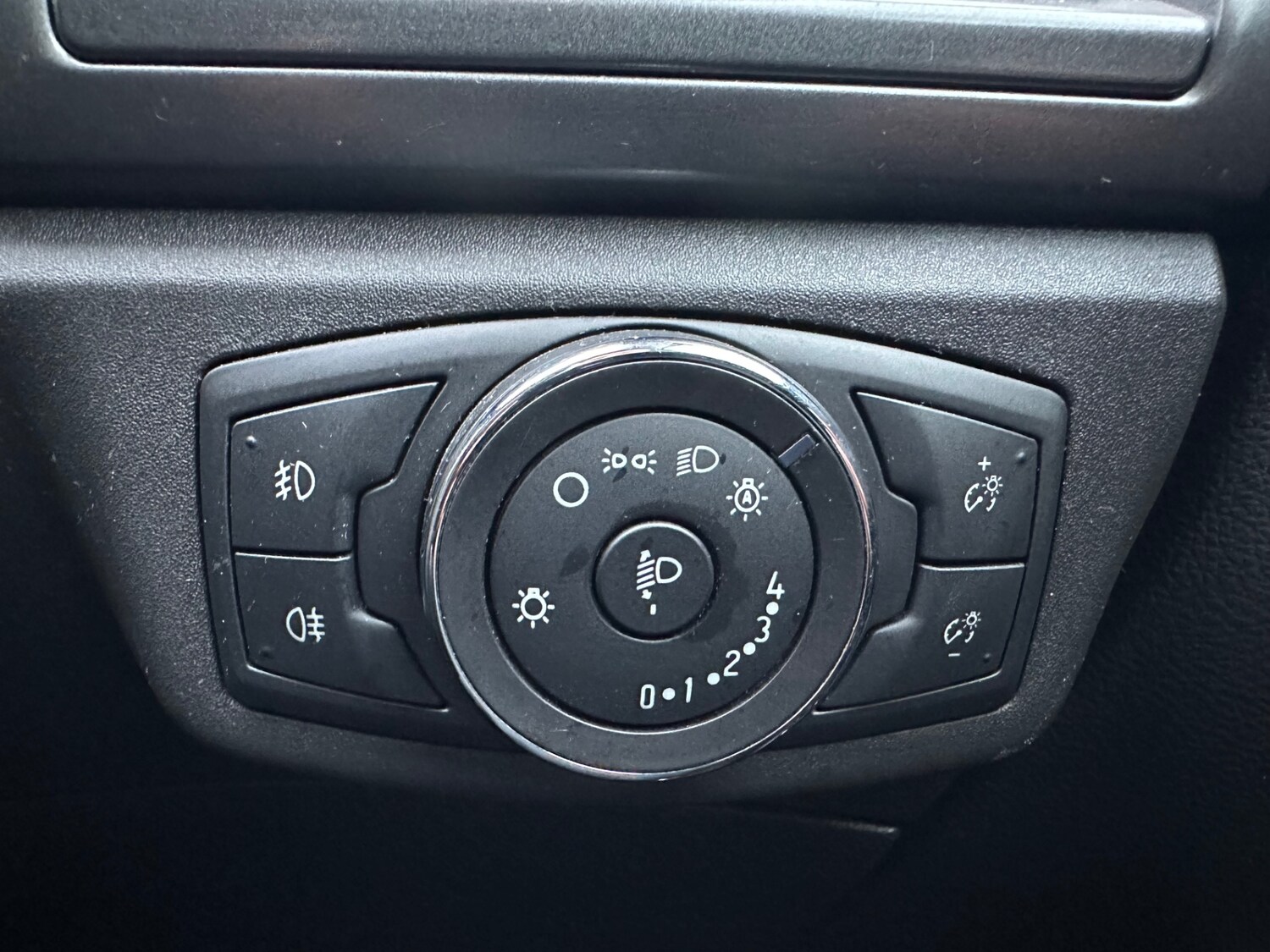 Used Ford Mondeo 2015 for sale - 77445537: Photo 17