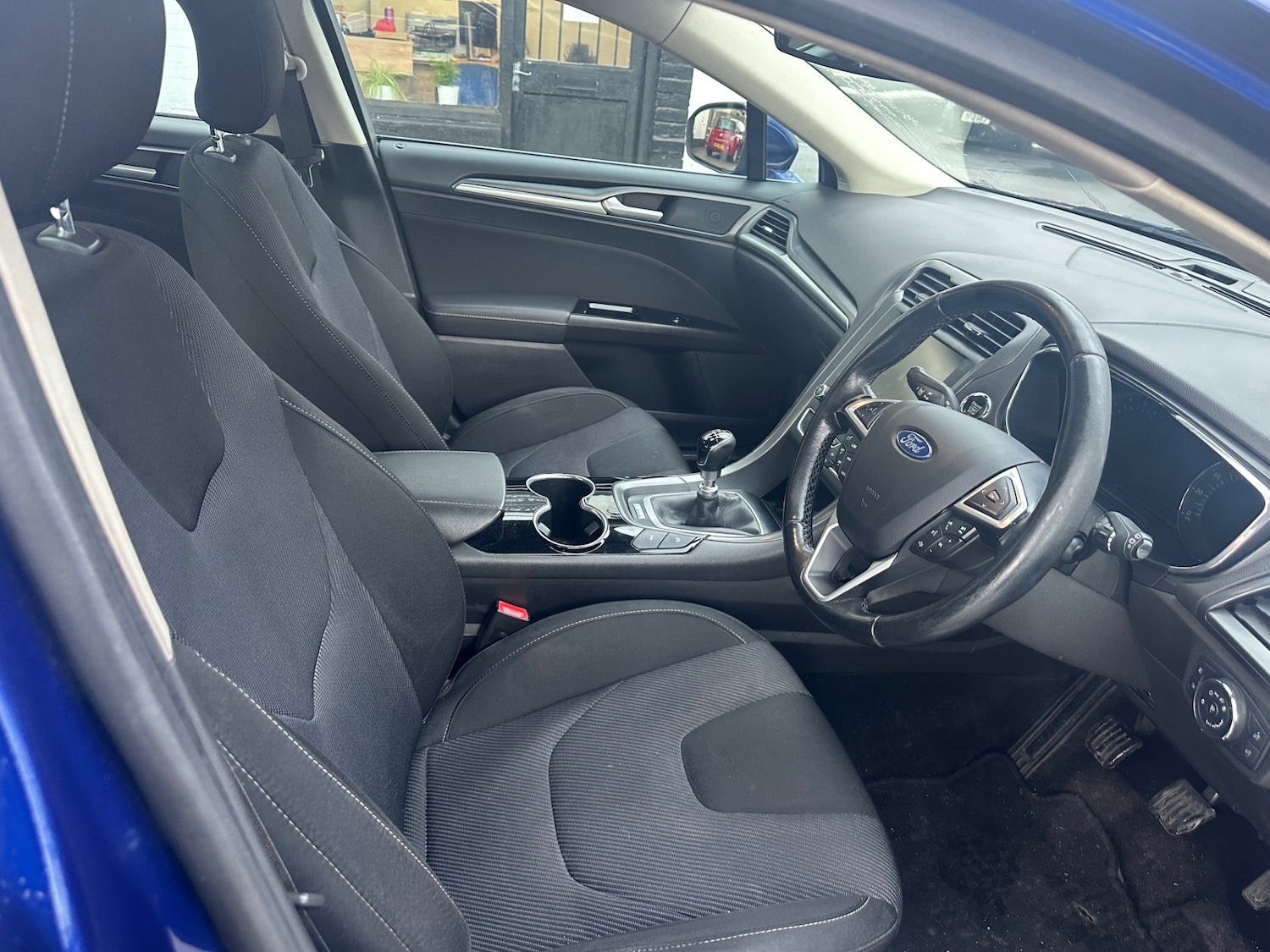 Used Ford Mondeo 2015 for sale - 77445537: Photo 6