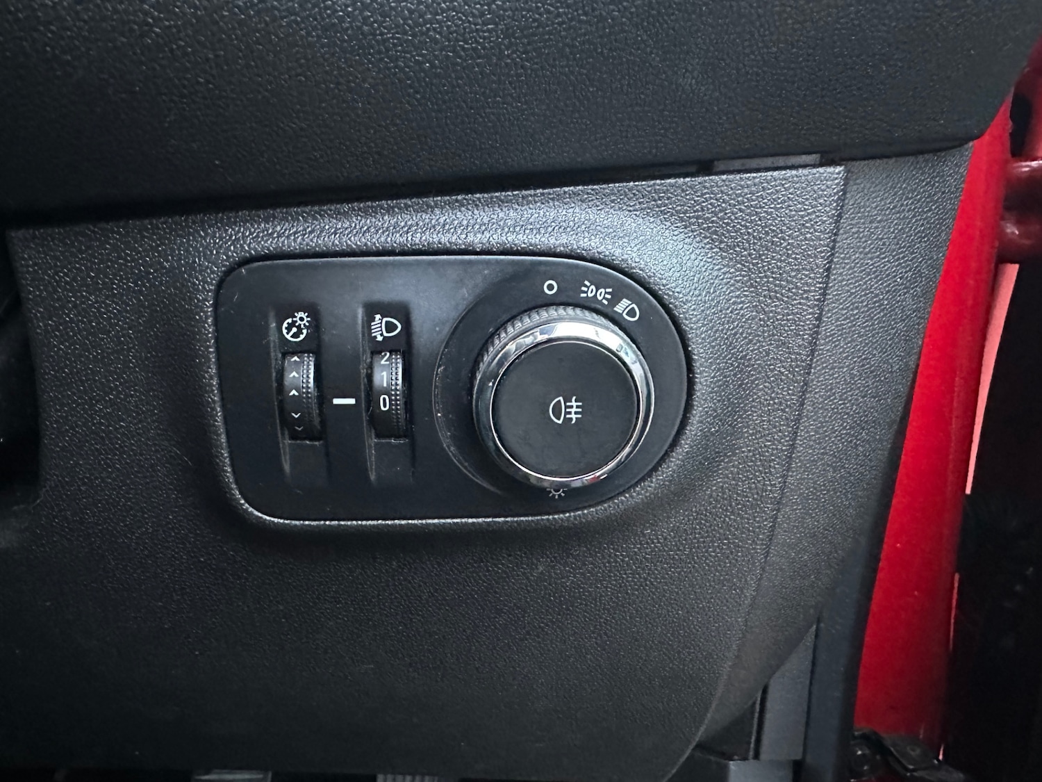 Used Vauxhall ADAM 2016 for sale - 77159077: Photo 14