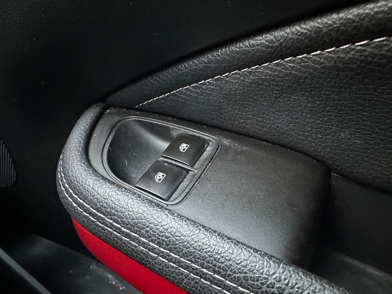 Used Vauxhall ADAM 2016 for sale - 77159077: Photo 15