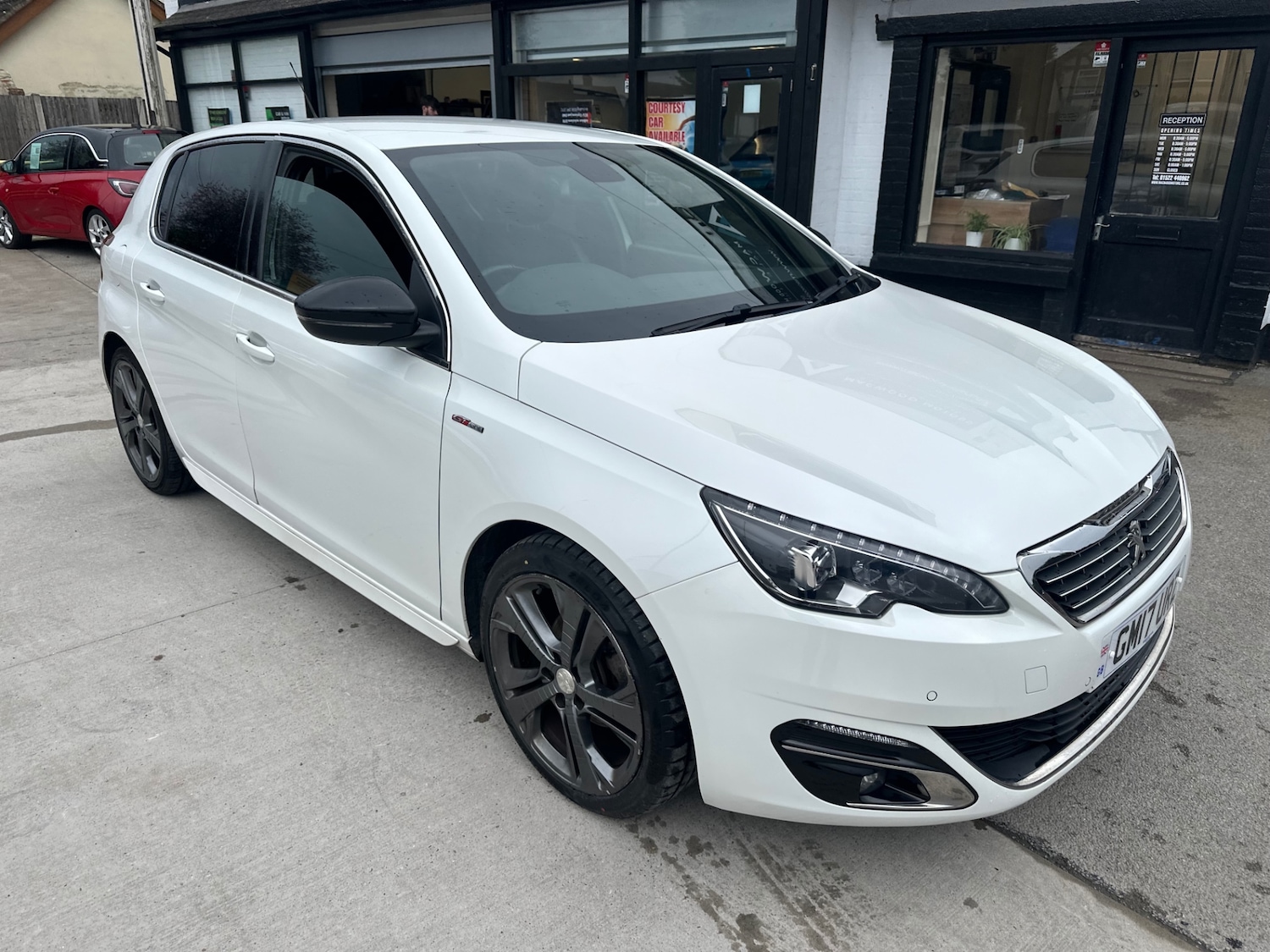 Used Peugeot 308 2017 for sale - 77774964: Photo 5
