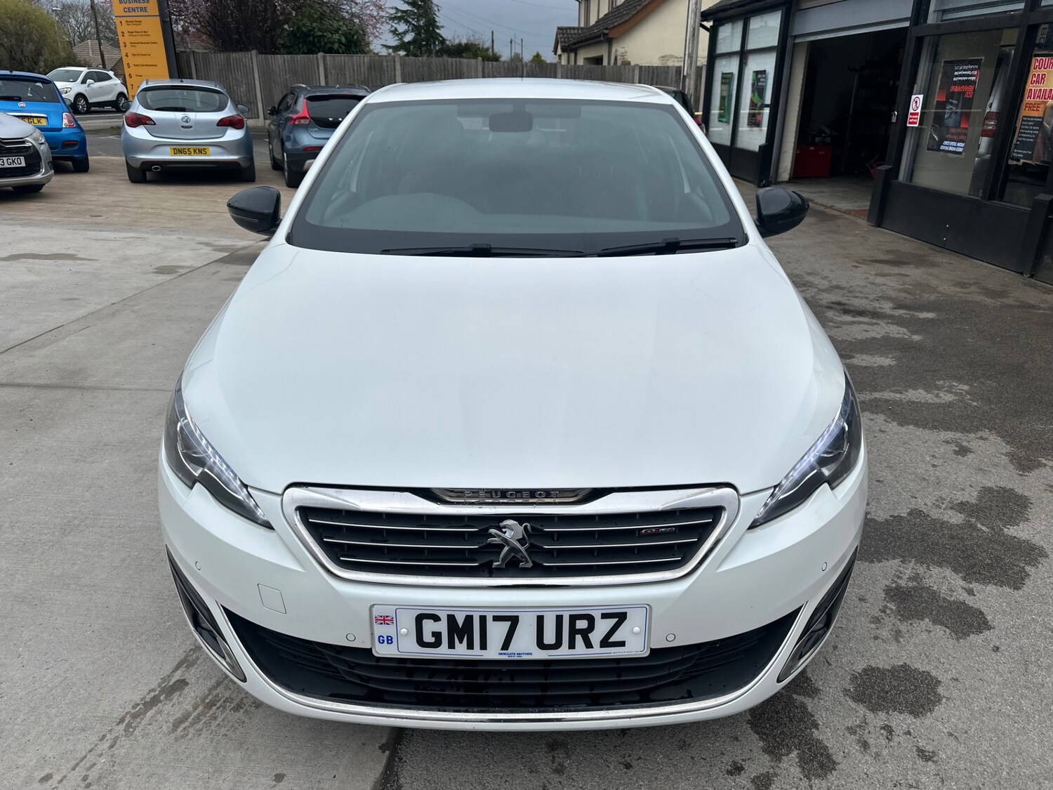 Used Peugeot 308 2017 for sale - 77774964: Photo 6