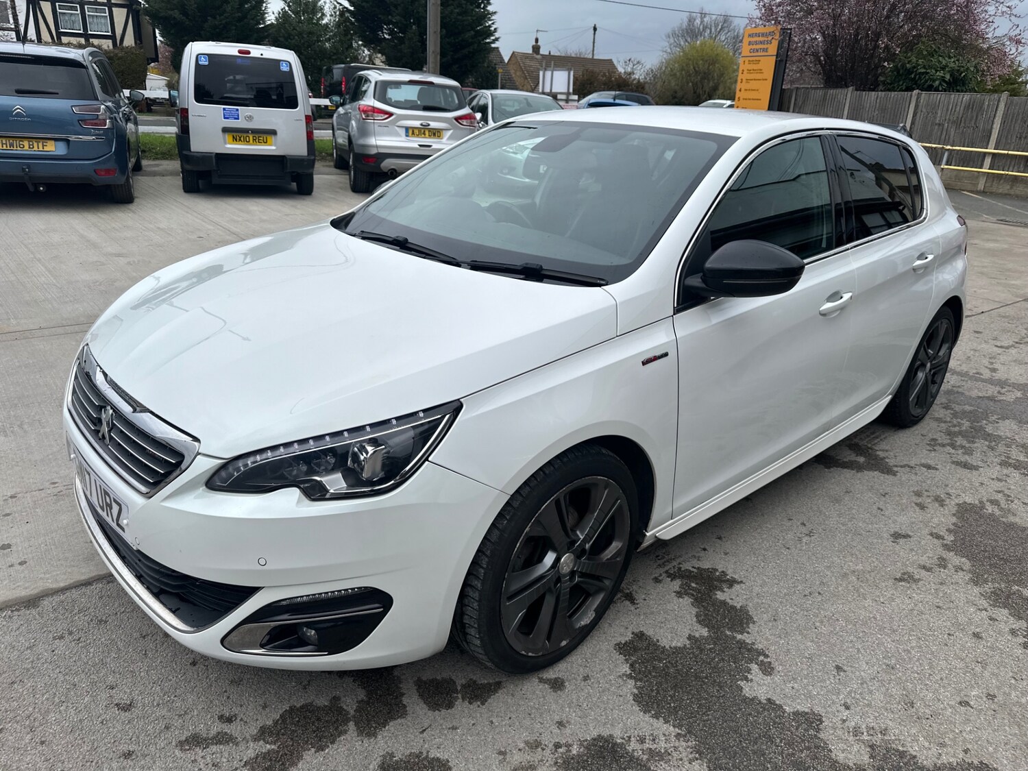 Used Peugeot 308 2017 for sale - 77774964: Photo 7