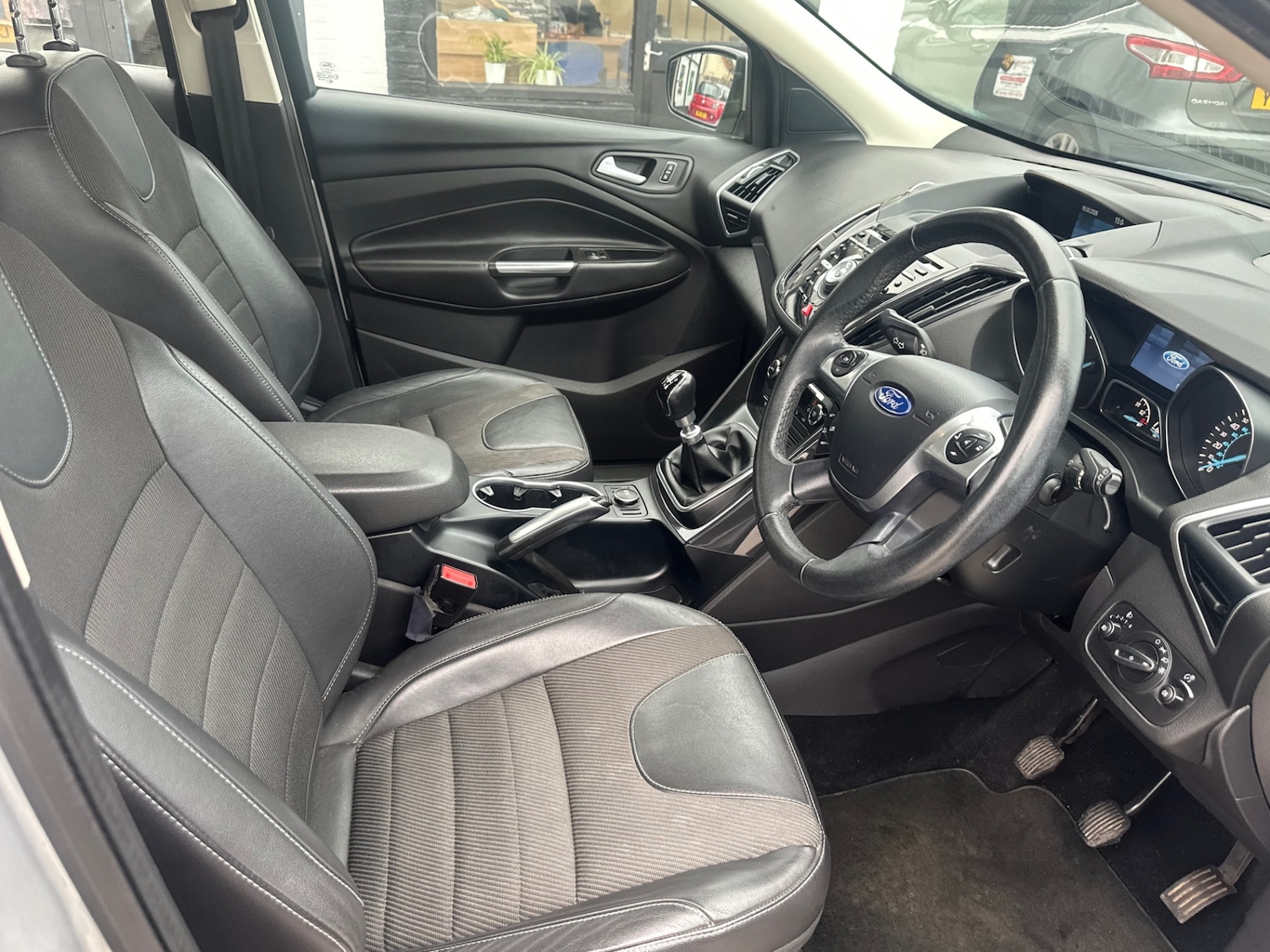 Used Ford Kuga 2014 for sale - 77446325: Photo 15