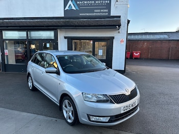 Used Skoda Rapid Spaceback 2015 for sale - 77003787: Photo