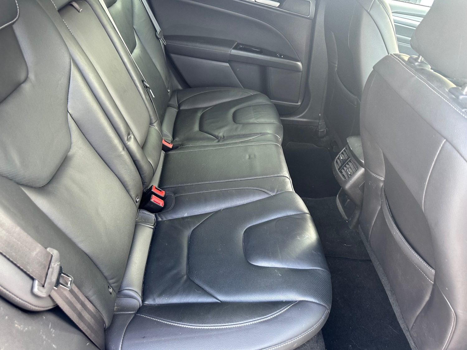 Used Ford Mondeo 2016 for sale - 76339322: Photo 12