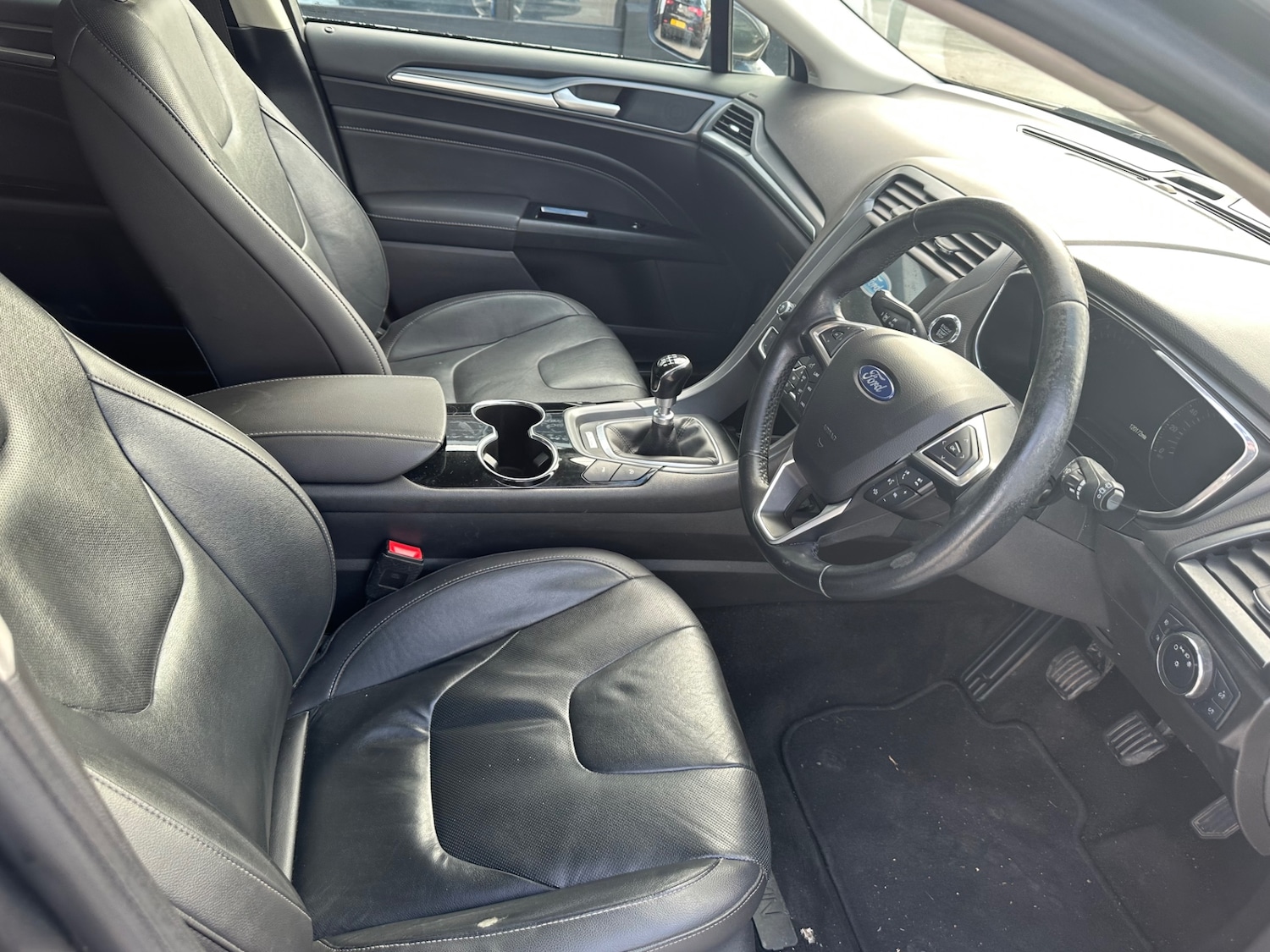 Used Ford Mondeo 2016 for sale - 76339322: Photo 13