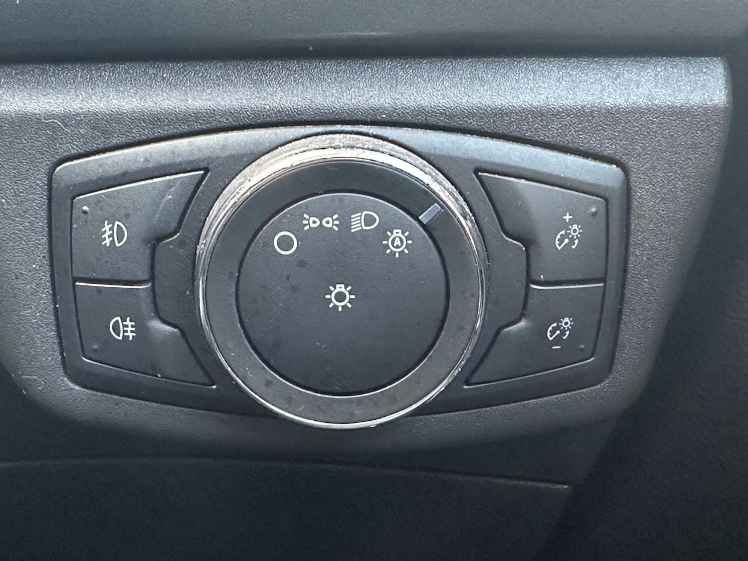 Used Ford Mondeo 2016 for sale - 76339322: Photo 17