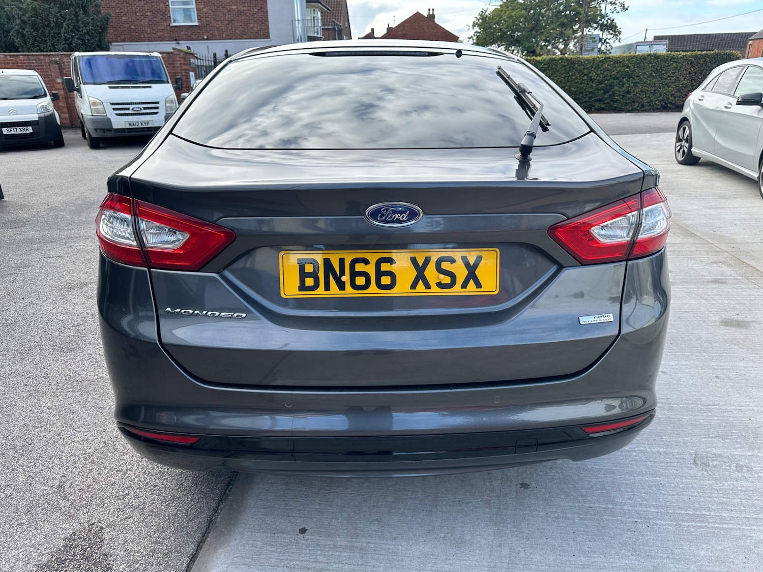 Used Ford Mondeo 2016 for sale - 76339322: Photo 9