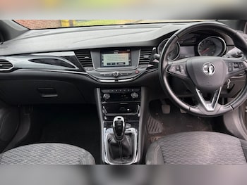 Used Vauxhall Astra 2017 for sale - 79140237: Photo