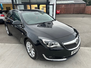 Vauxhall - Insignia