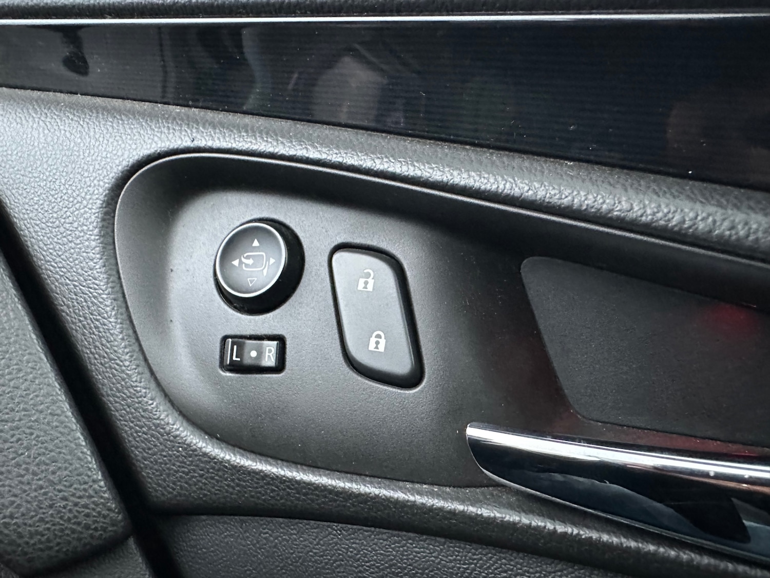 Used Vauxhall Insignia 2016 for sale - 76464583: Photo 9