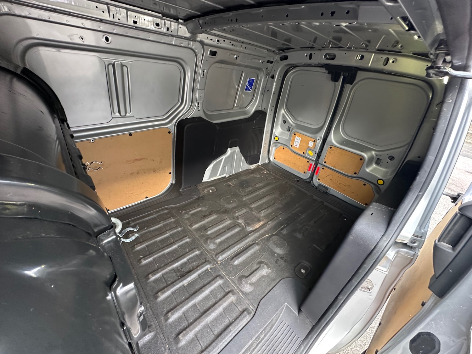 Used Ford Transit Connect 2017 for sale - 76461509: Photo 14