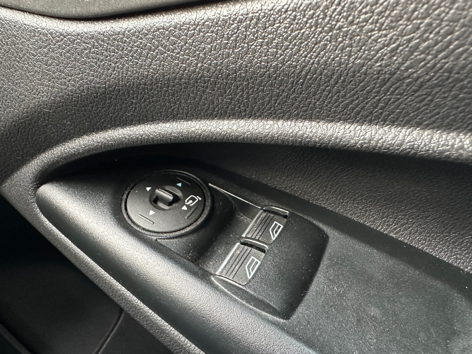 Used Ford Transit Connect 2017 for sale - 76461509: Photo 17