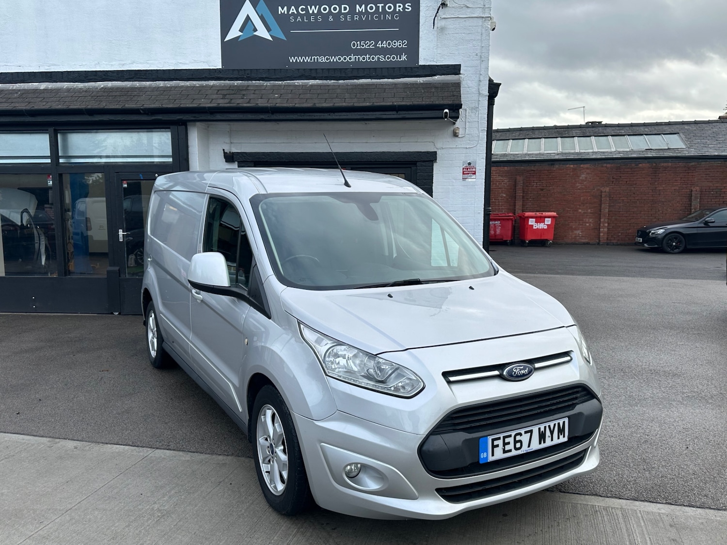 Used Ford Transit Connect 2017 for sale - 76461509: Photo 2