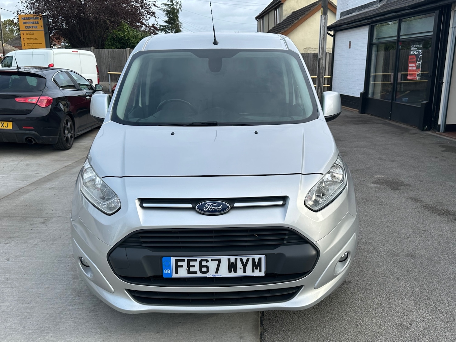 Used Ford Transit Connect 2017 for sale - 76461509: Photo 8
