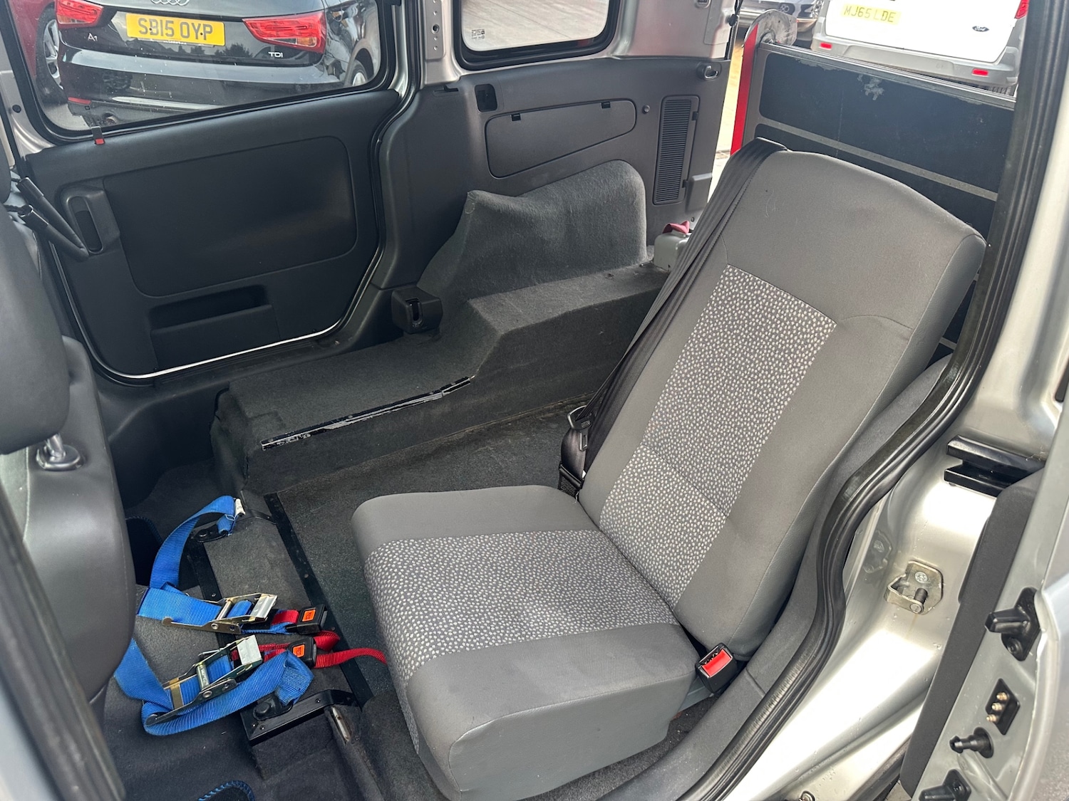 Used Vauxhall Combo 2010 for sale - 77233215: Photo 15