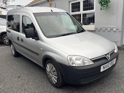 Used Vauxhall Combo 2010 for sale - 77233215: Photo 2