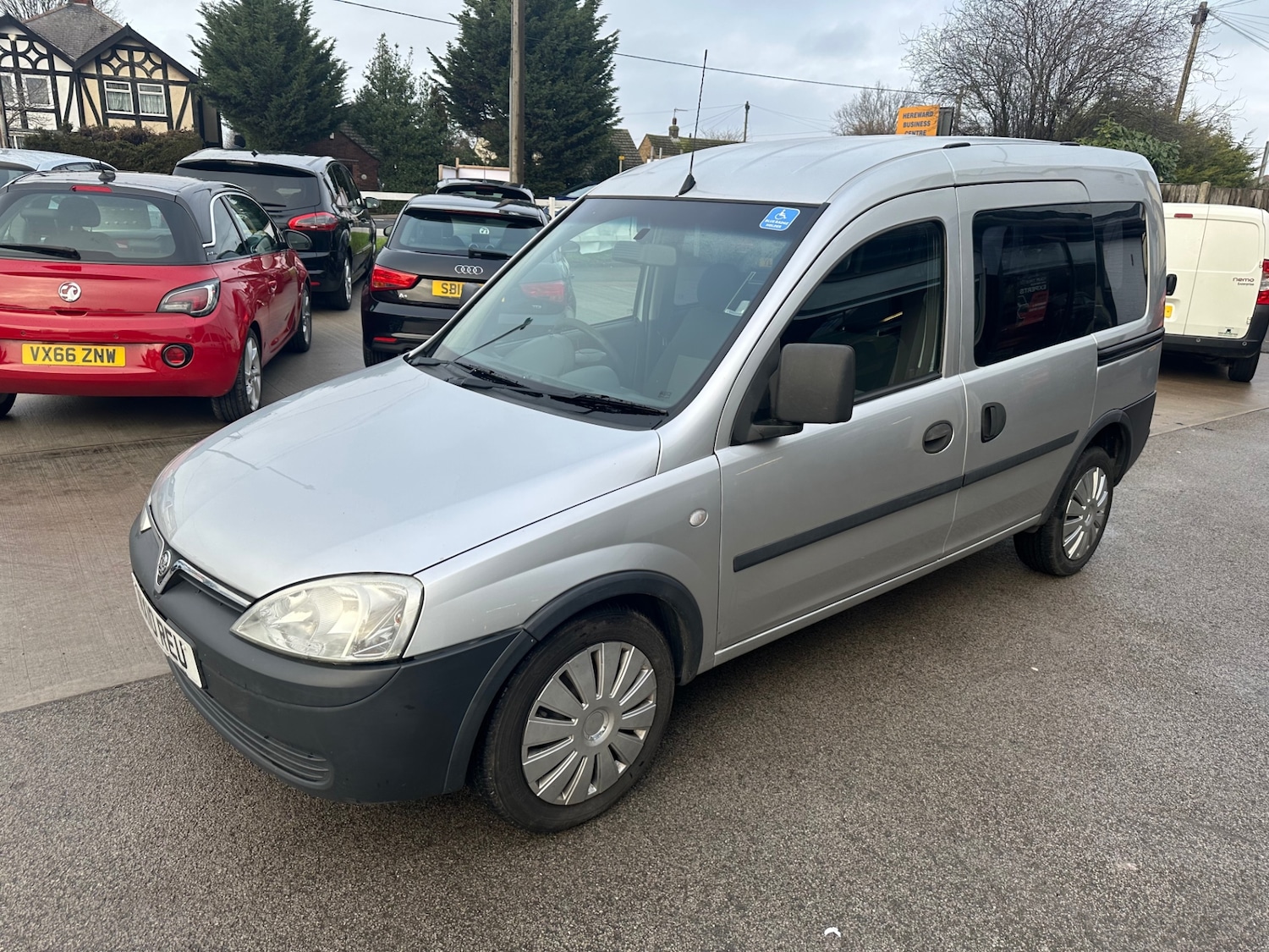 Used Vauxhall Combo 2010 for sale - 77233215: Photo 5
