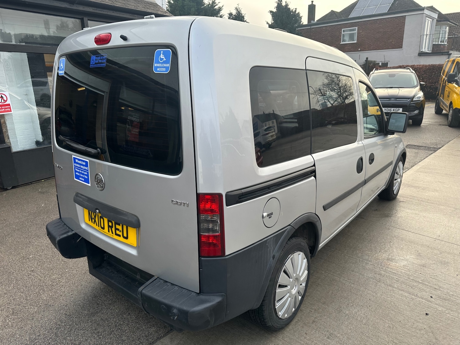 Used Vauxhall Combo 2010 for sale - 77233215: Photo 9