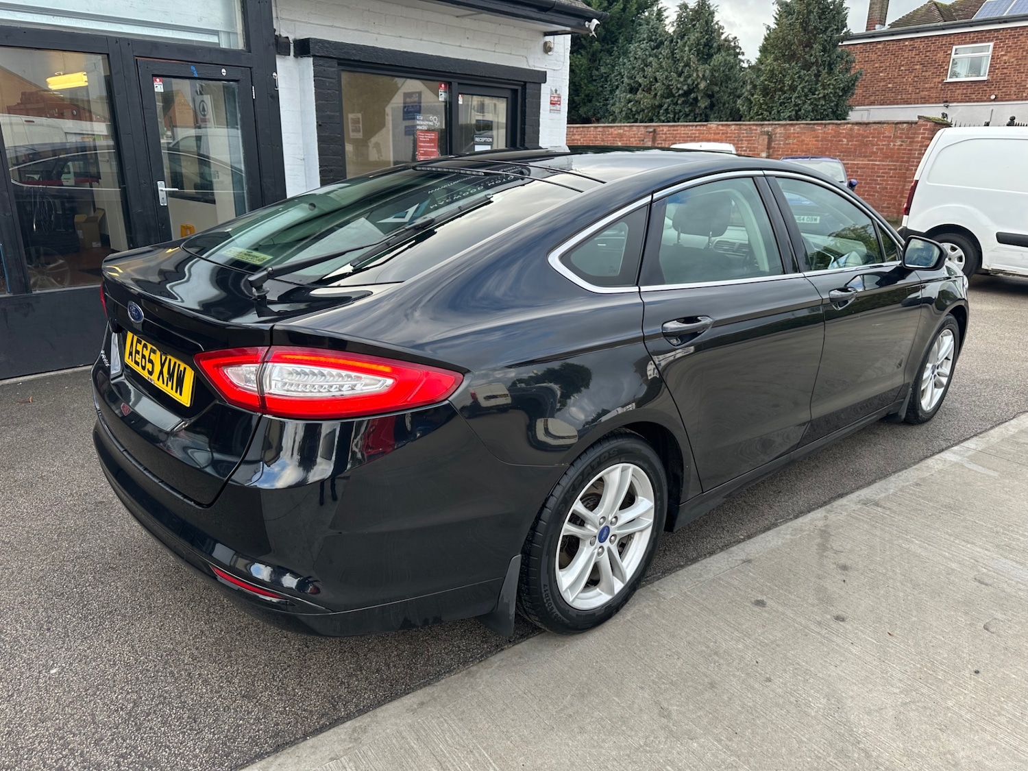 Used Ford Mondeo 2015 for sale - 76339318: Photo 7