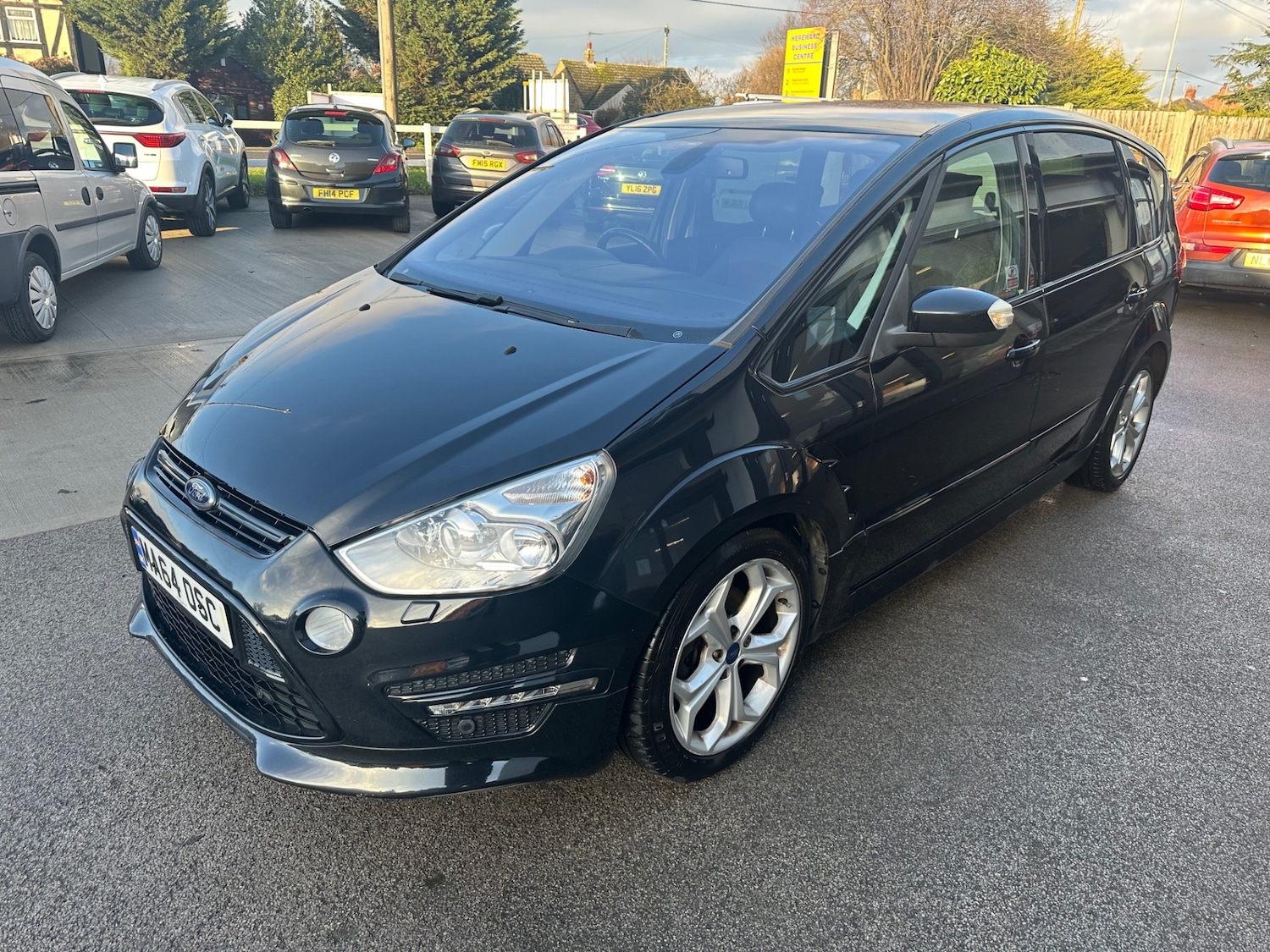 Used Ford S-Max 2014 for sale - 77206863: Photo 9