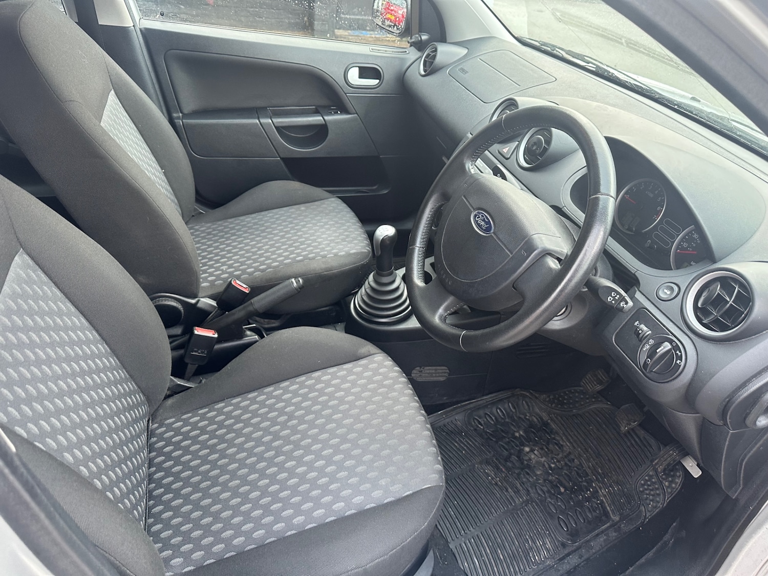 Used Ford Fiesta 2005 for sale - 77519225: Photo 15