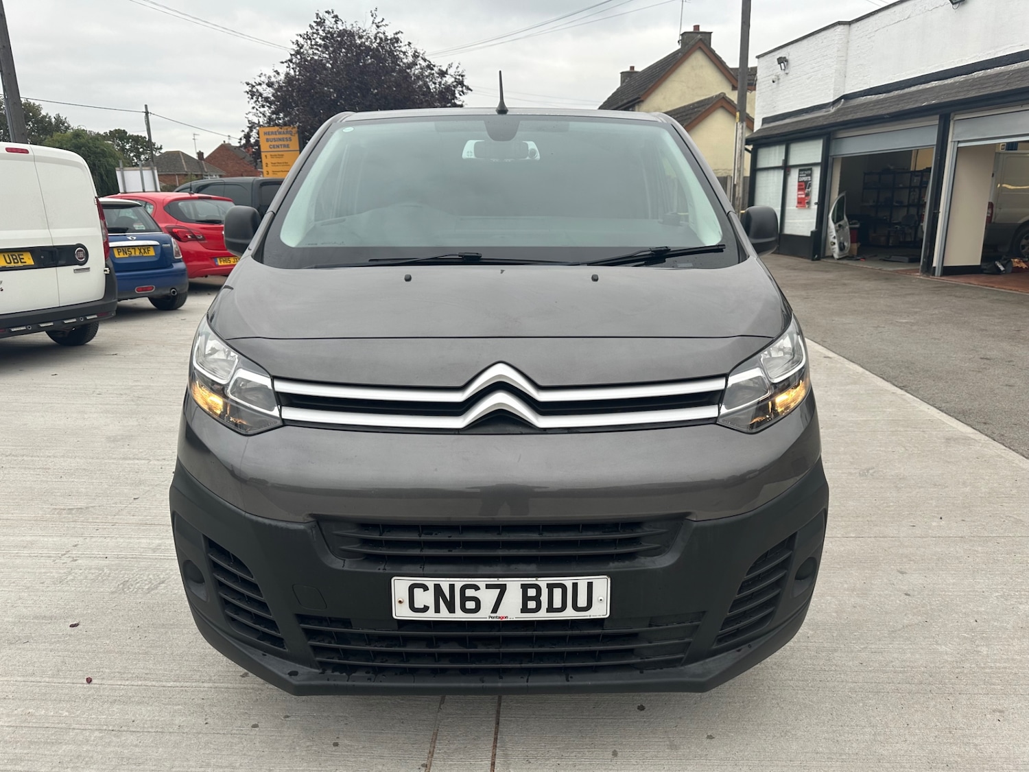 Used Citroen Dispatch 2017 for sale - 76275932: Photo 2