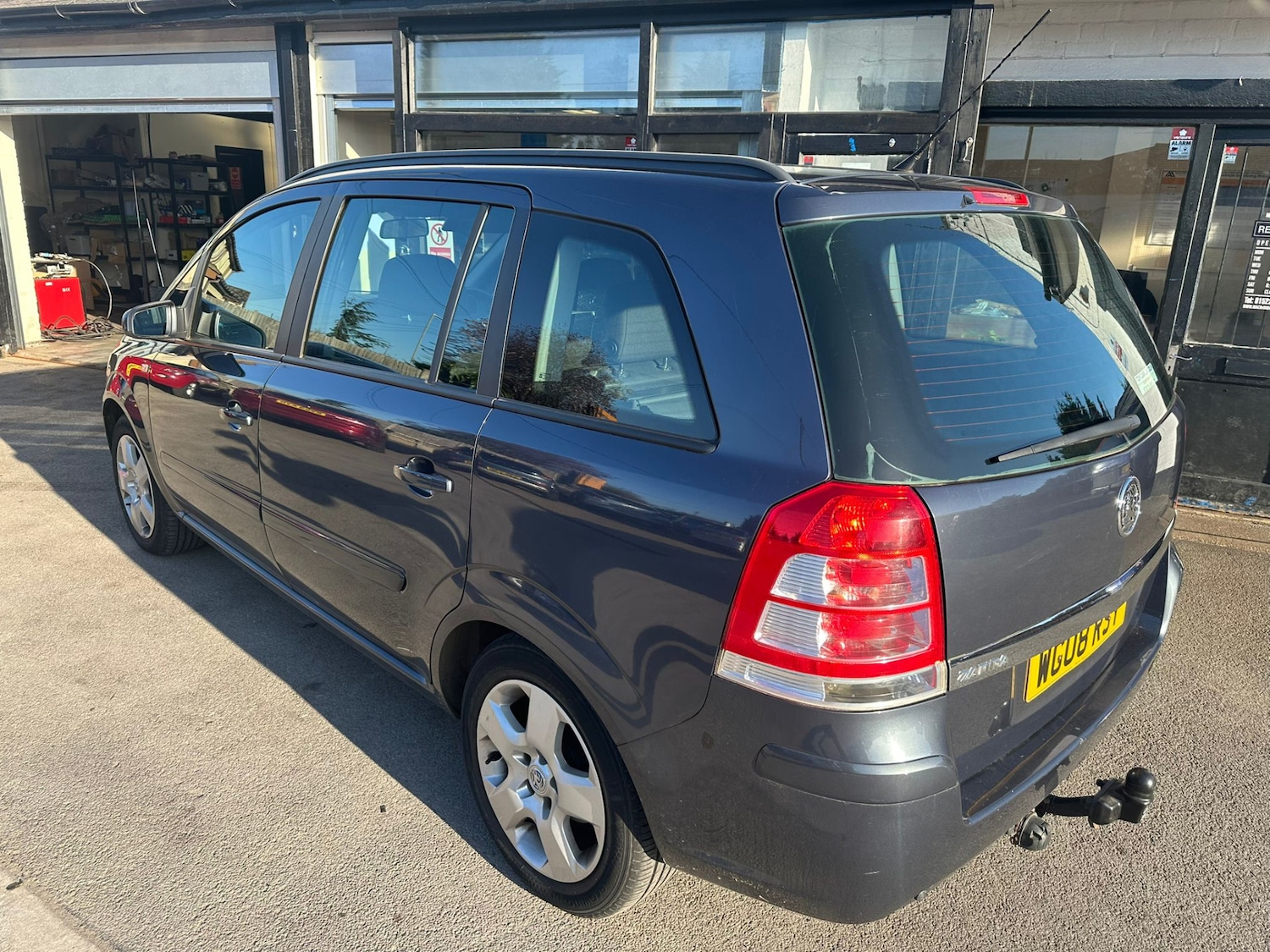 Used Vauxhall Zafira 2008 for sale - 78109033: Photo 3