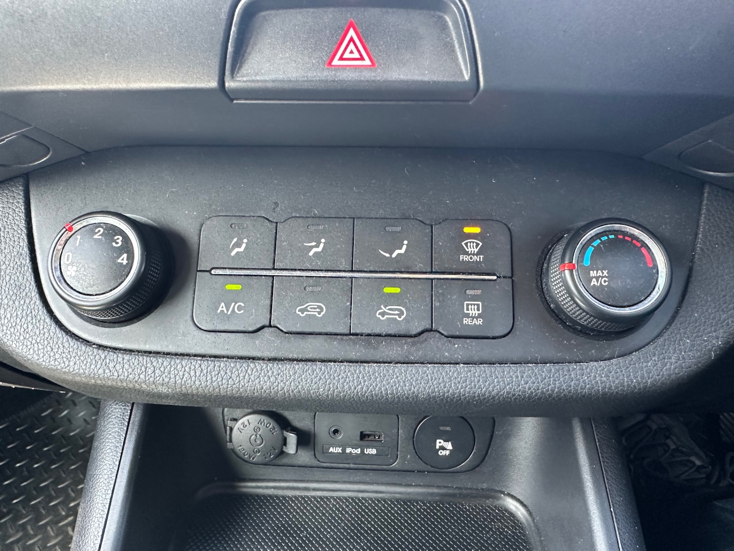 Used Kia Sportage 2012 for sale - 77963775: Photo 17