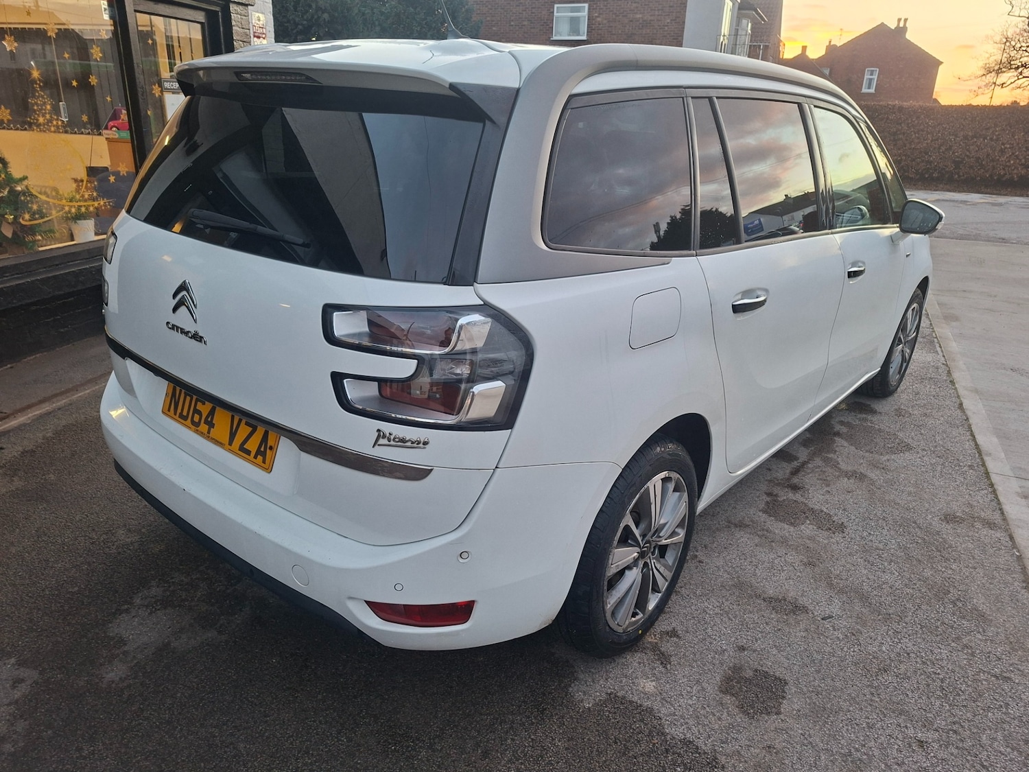 Used Citroen C4 Grand Picasso 2015 for sale - 76879524: Photo 4