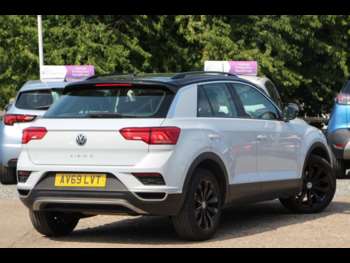 Used Volkswagen T-Roc 2019 for sale - 74930627: Photo