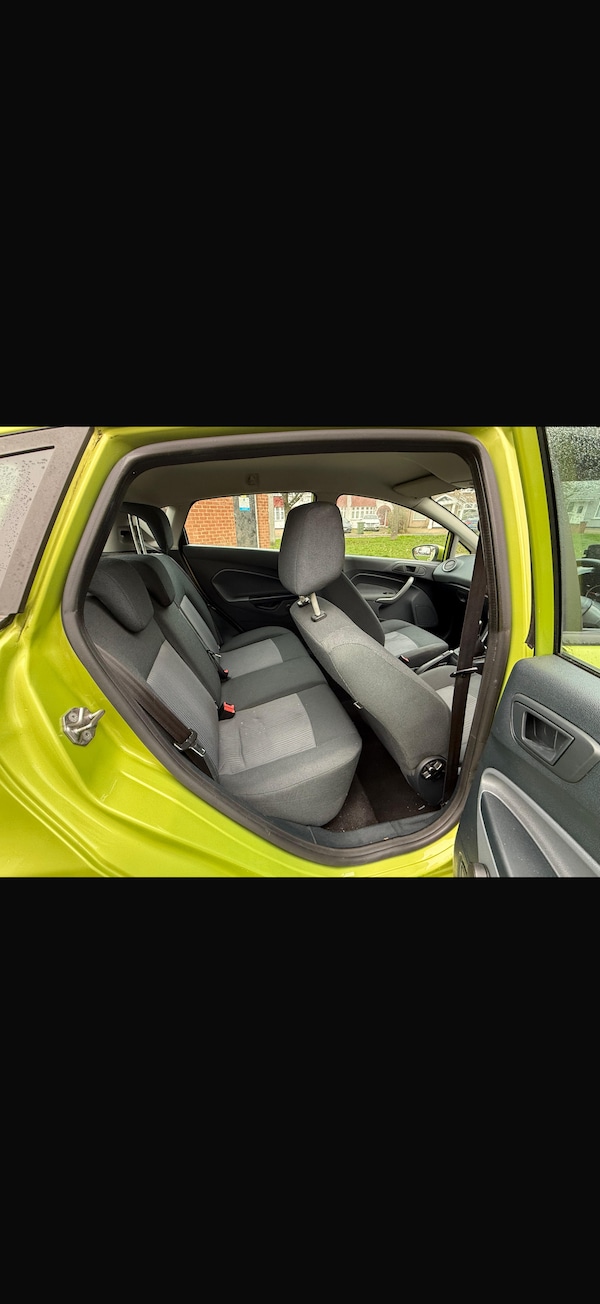 Used Ford Fiesta 2010 for sale - 74288768: Photo 15