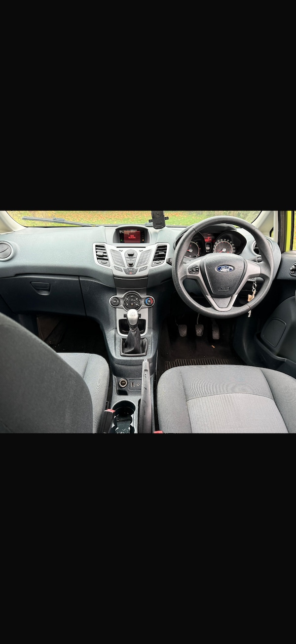 Used Ford Fiesta 2010 for sale - 74288768: Photo 22