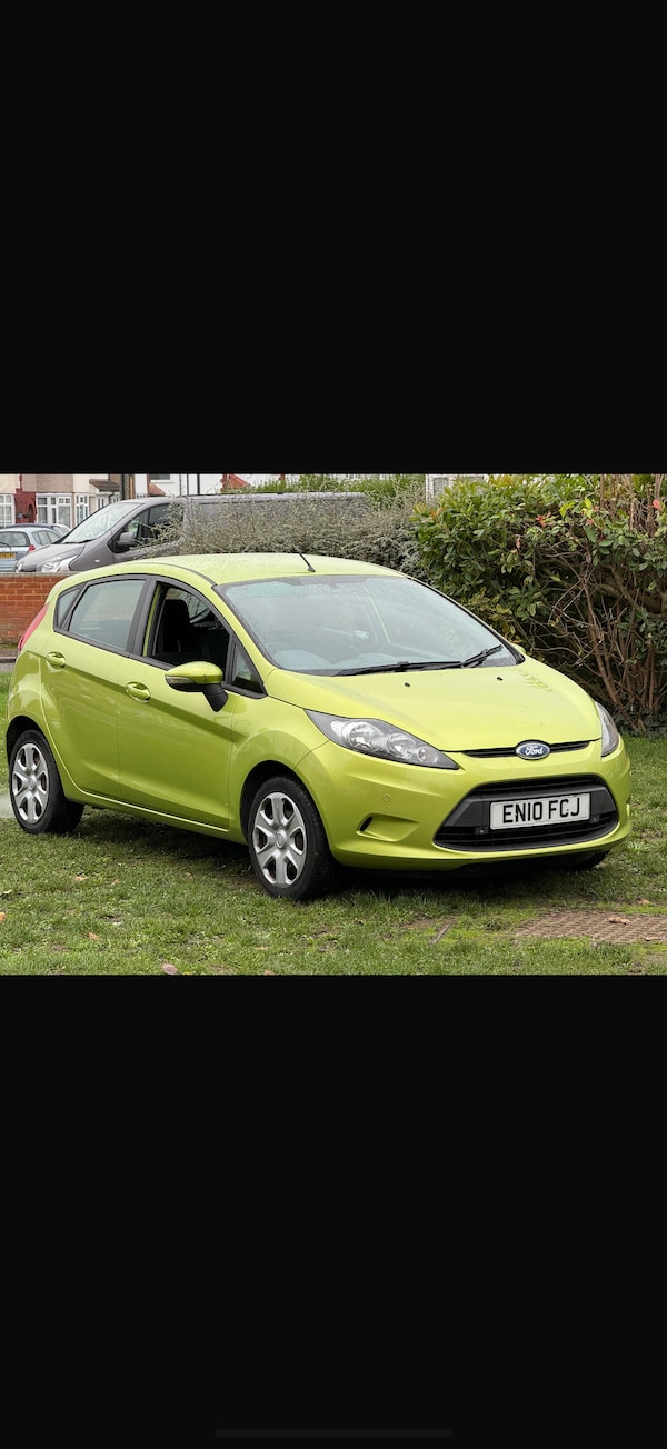 Used Ford Fiesta 2010 for sale - 74288768: Photo 2