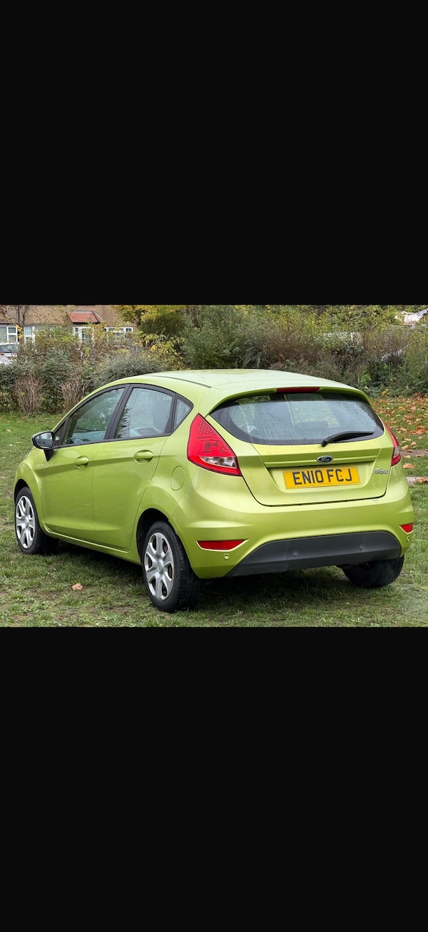 Used Ford Fiesta 2010 for sale - 74288768: Photo 5