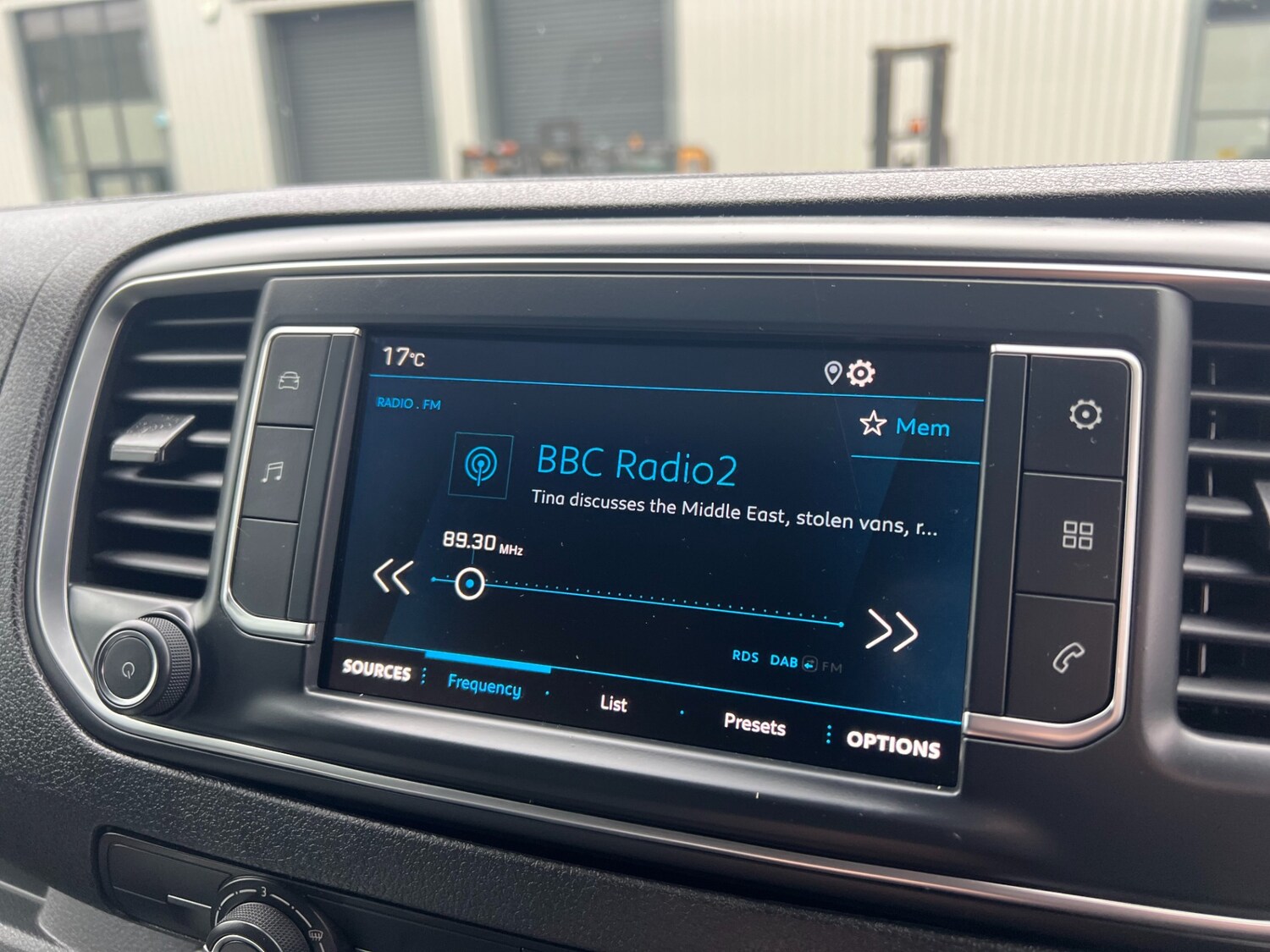 Used Peugeot Expert 2022 for sale - 76208939: Photo 31