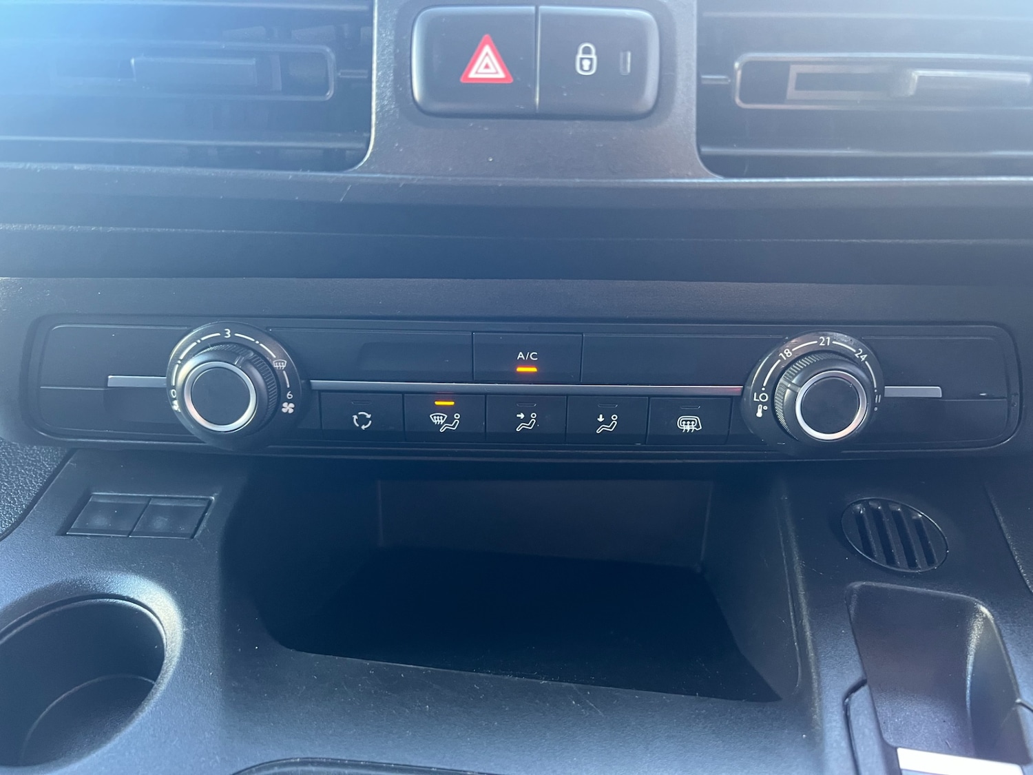 Vehicle 33