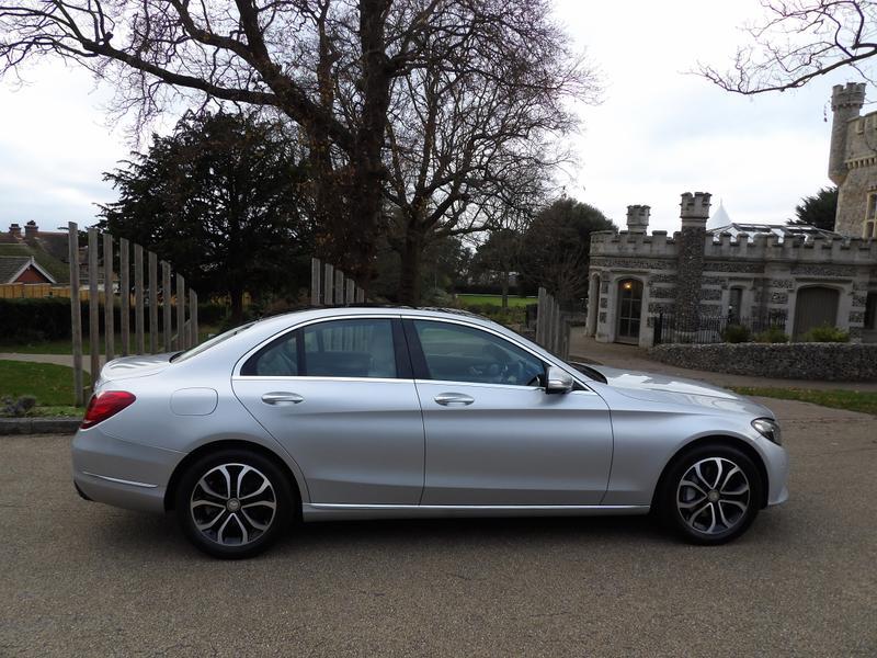 Used Mercedes-Benz C Class 2015 for sale - 76952313: Photo 14