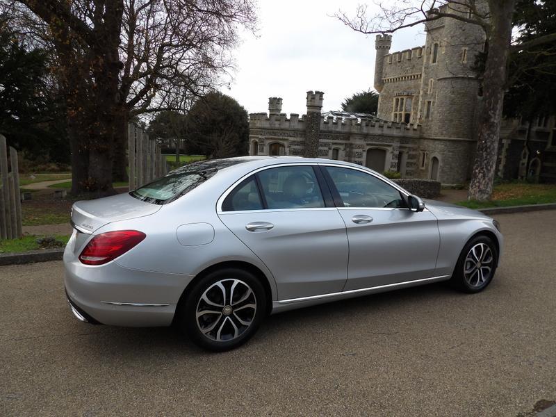 Used Mercedes-Benz C Class 2015 for sale - 76952313: Photo 15