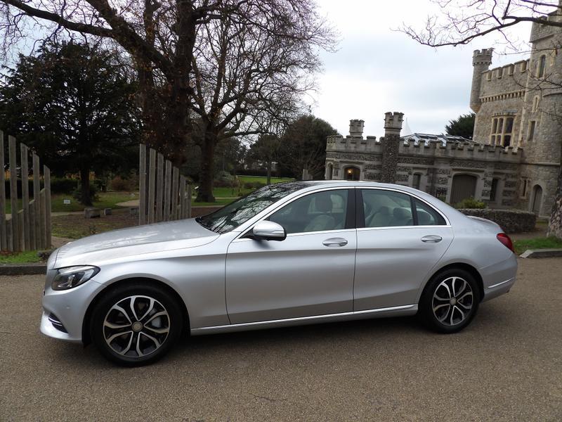 Used Mercedes-Benz C Class 2015 for sale - 76952313: Photo 7