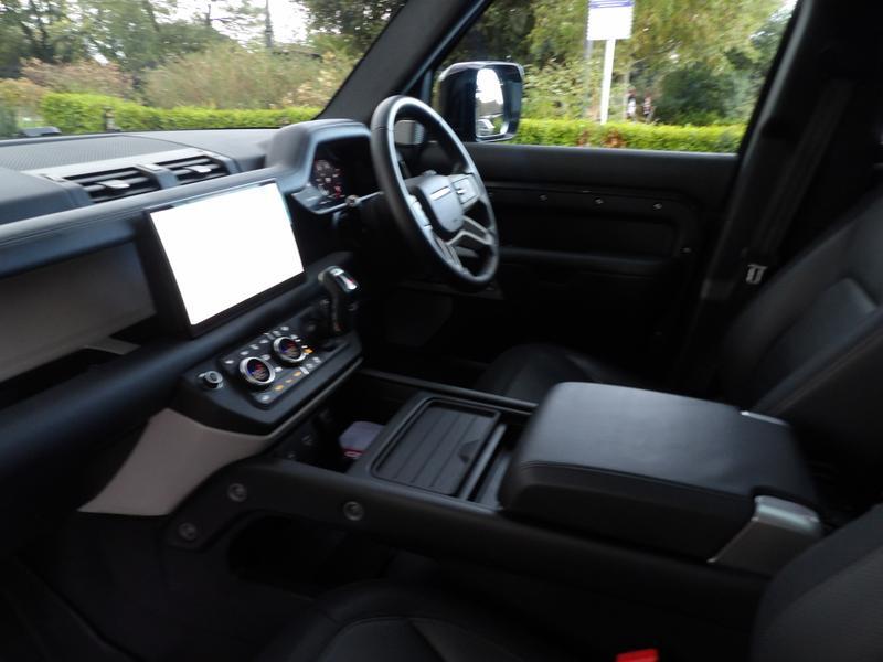 Used Land Rover Defender 130 for sale - 76728755: Photo 15