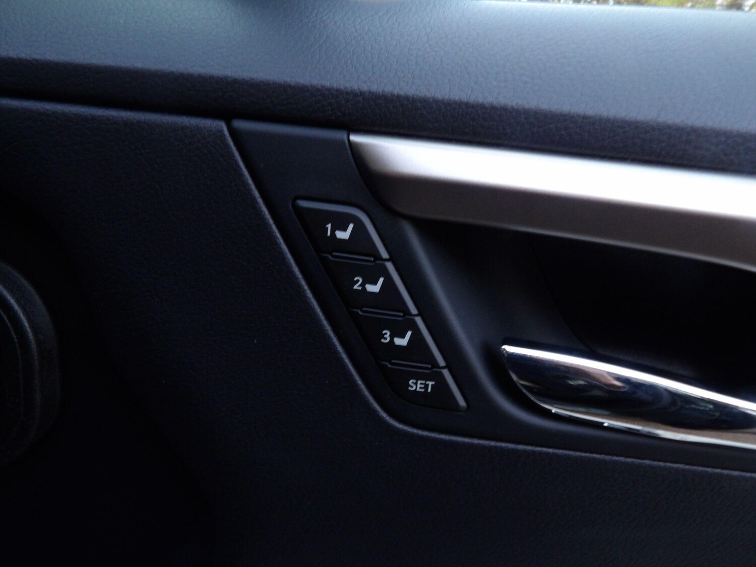 Used Lexus RX for sale - 76728921: Photo 42