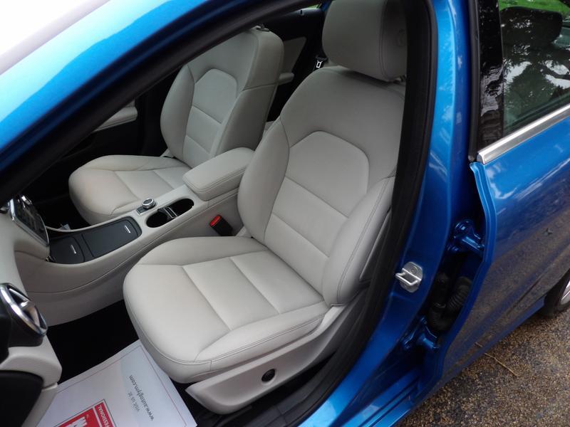 Used Mercedes-Benz A-Class 2015 for sale - 77143815: Photo 3