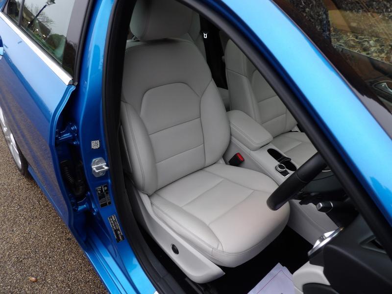 Used Mercedes-Benz A-Class 2015 for sale - 77143815: Photo 5