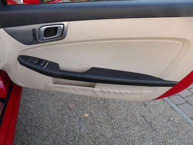 Used Mercedes-Benz SLC for sale - 76728396: Photo 8